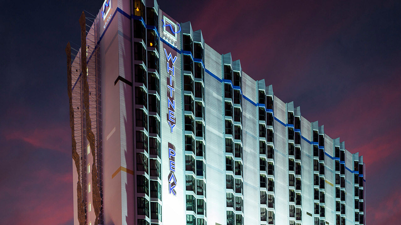 Whitney Peak Hotel Reno, Tapestry Collection By Hilton Exterior photo